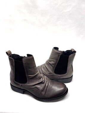MIZ MOOZ RUCHED LEATHER BOOTIE SIDE ZIP / GORE GRAY 37EU / 7US NEW B - 05